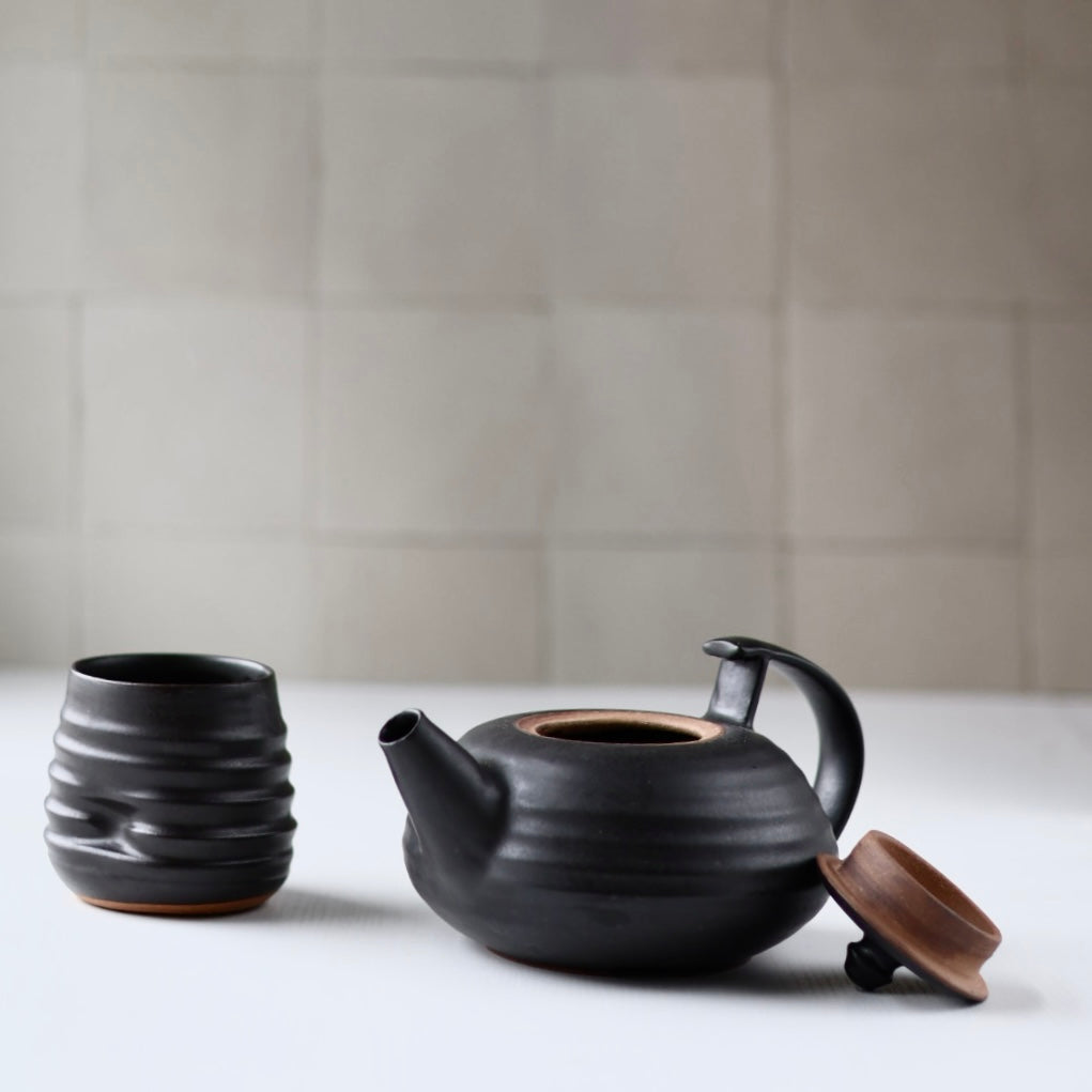 Teapot 6 in Black