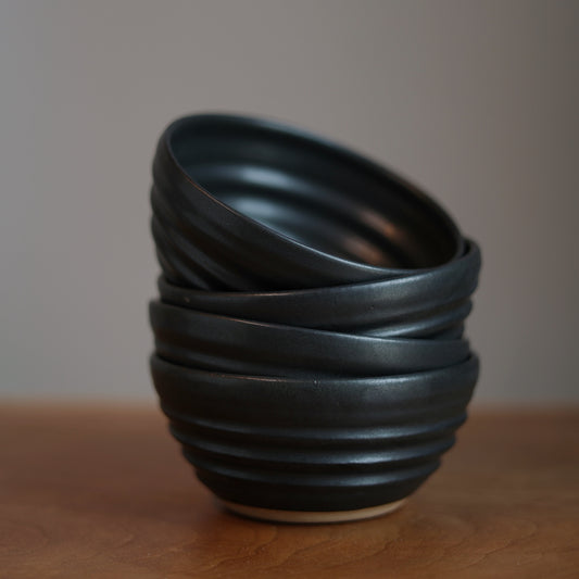 Companion Bowl in Black Set of 4
