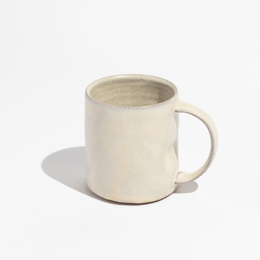 Smooth Mug in Cream
