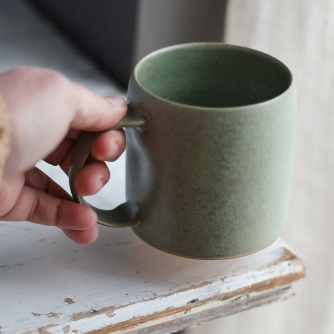 Smooth Mug in Sage Green