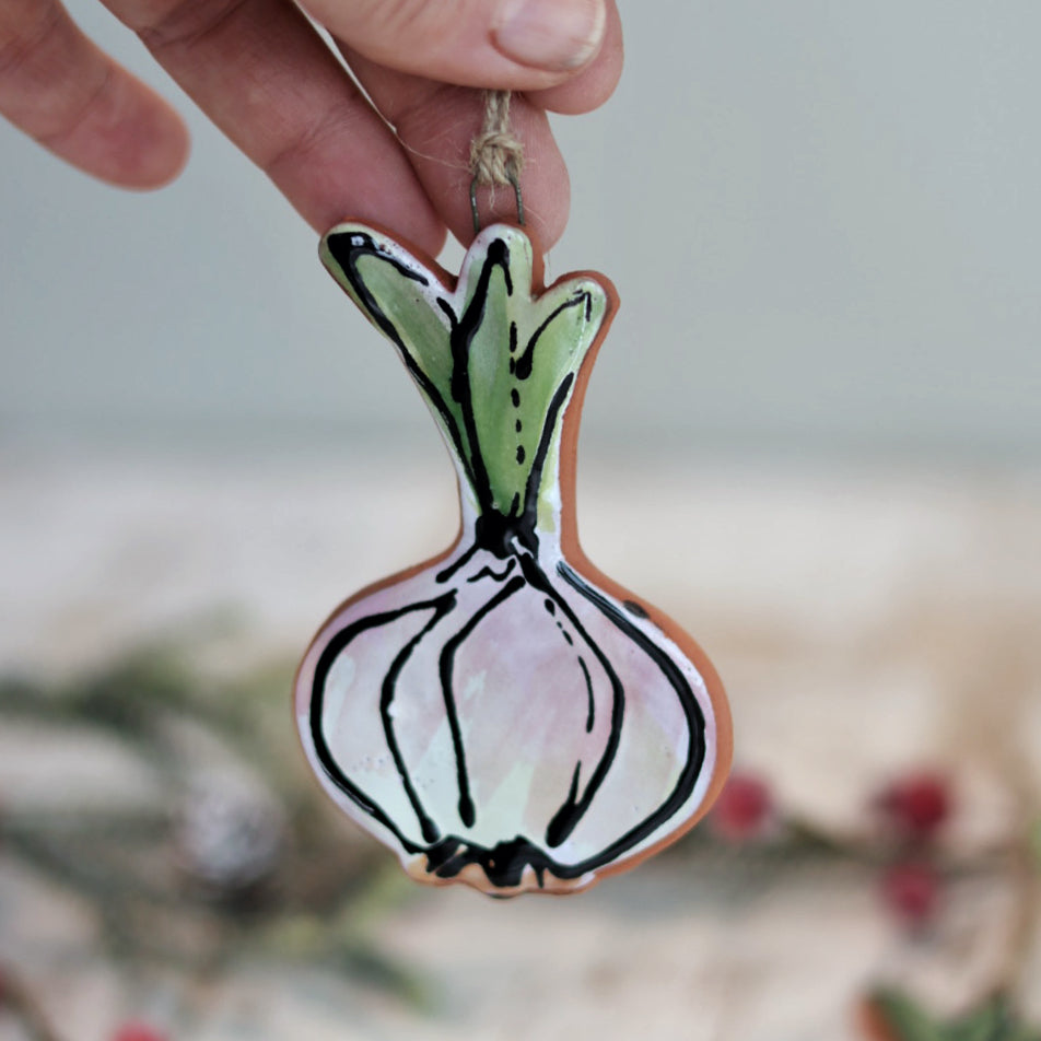 Handpainted Majolica Garlic Ornament