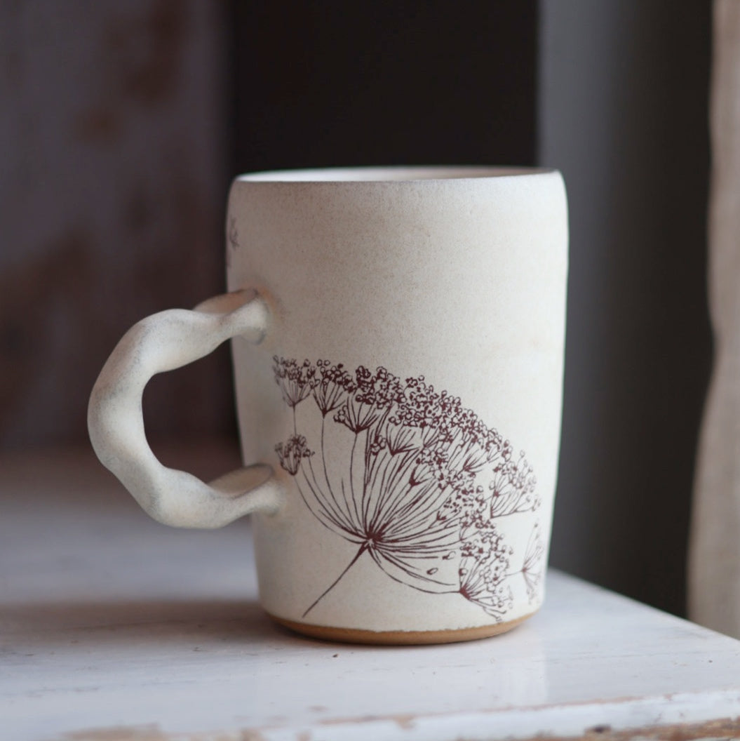 Large Floral Smooth Mug in Cream
