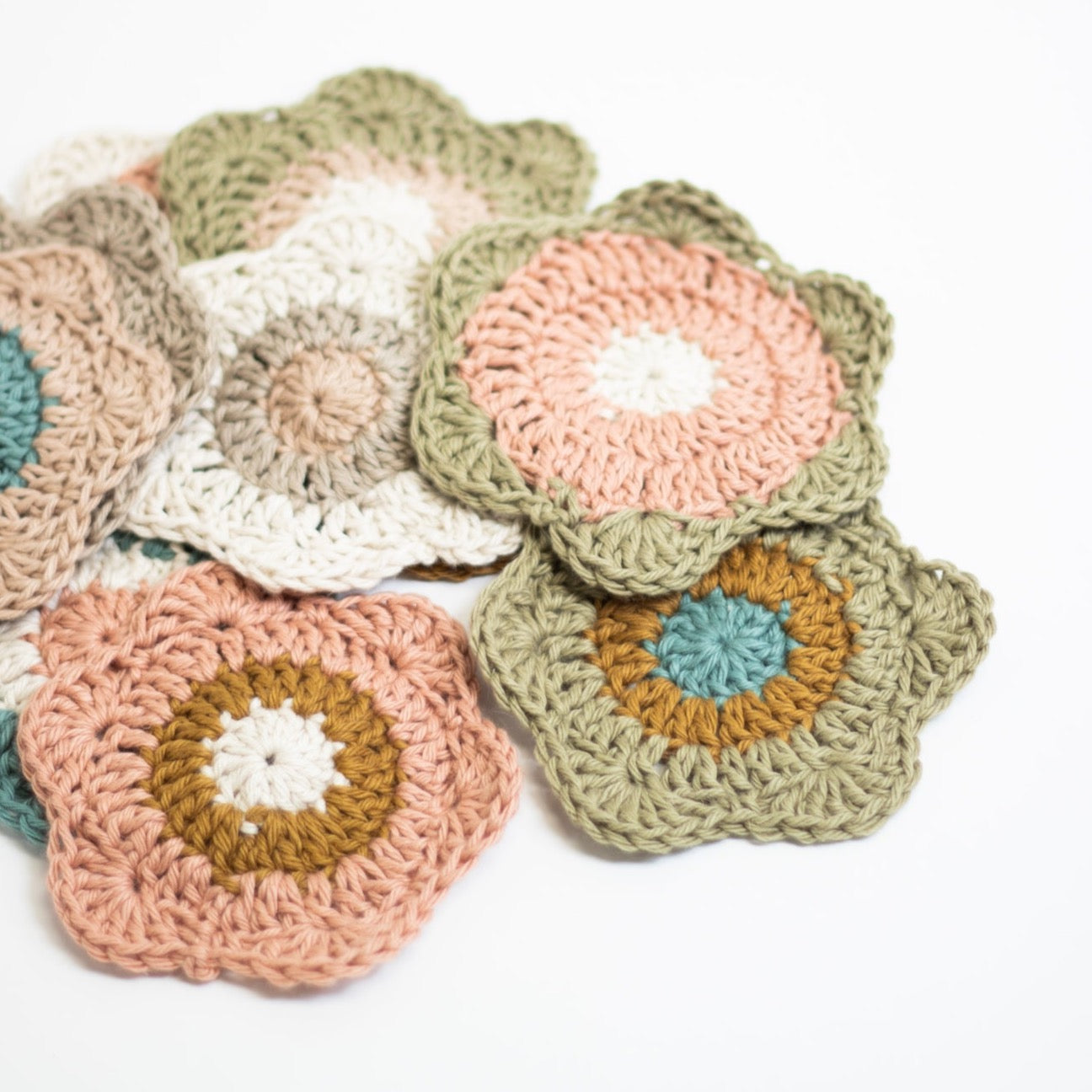 Flower Cloth | Artist Choice Bath Towels & Washcloths Gravesco