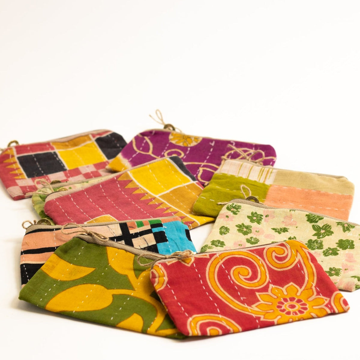 http://gravescopottery.com/cdn/shop/products/kantha-fabric-pouch-homart-728632_1200x1200.jpg?v=1663798573