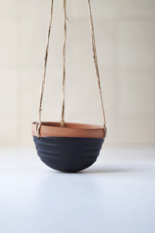 Large Hanging Planter in Black