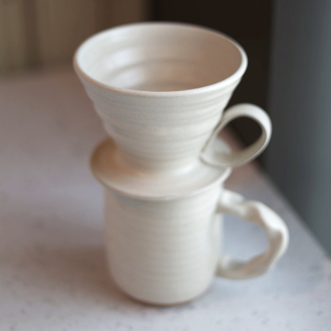 V60 Coffee Dripper - Fully Glazed in 2 Color Options