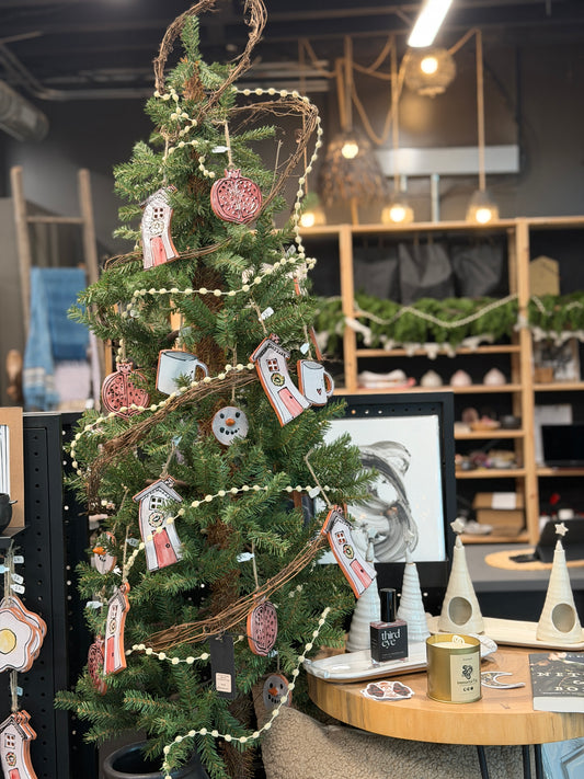 15' Thin Dried Natural Grapevine Twig Garland