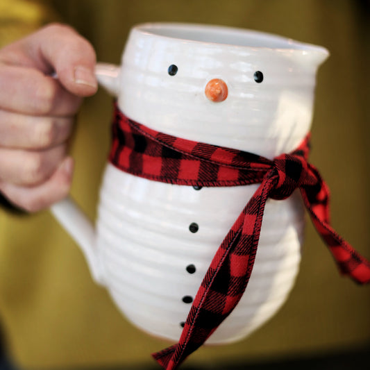 Snowman Pitcher