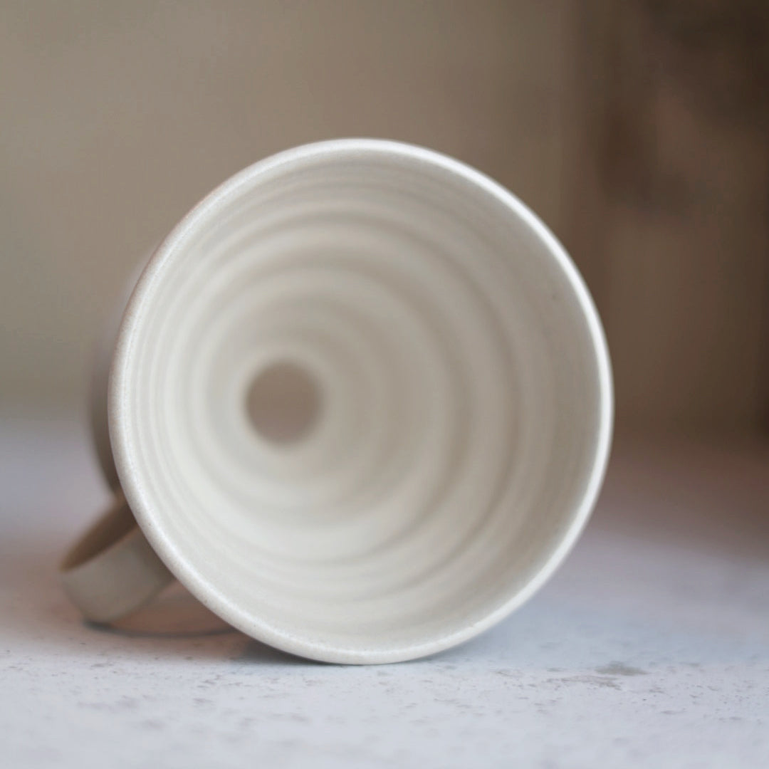 V60 Coffee Dripper - Fully Glazed in 2 Color Options