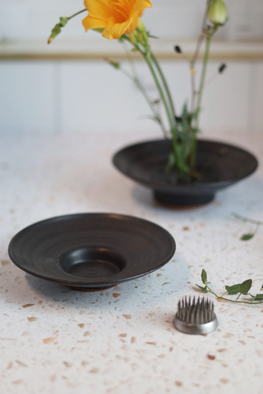 Ikebana Dish in Black