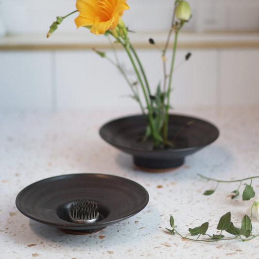 Ikebana Dish in Black