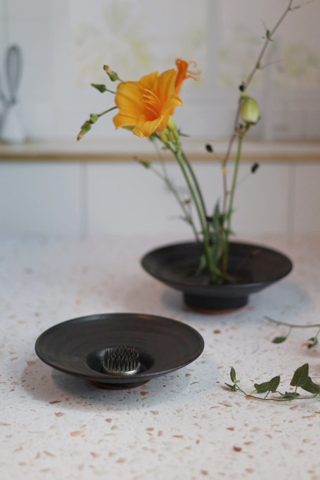 Ikebana Dish in Black