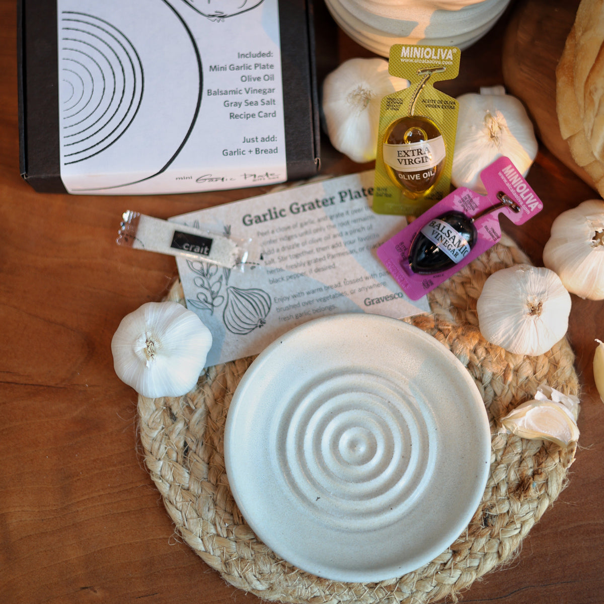 Mini Garlic Plate in Cream