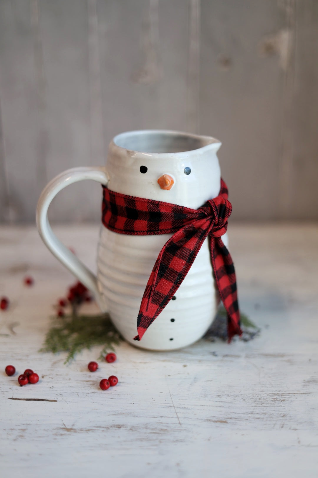 Snowman Pitcher