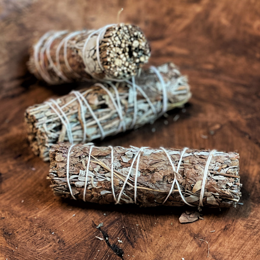 
                  
                    Royal Sage Smudge Bundles
                  
                