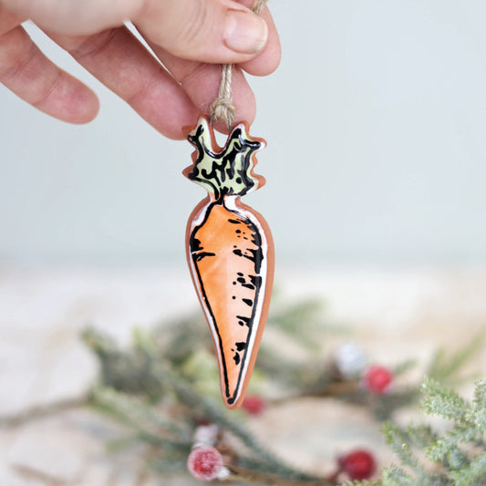 Handpainted Majolica Carrot Ornament