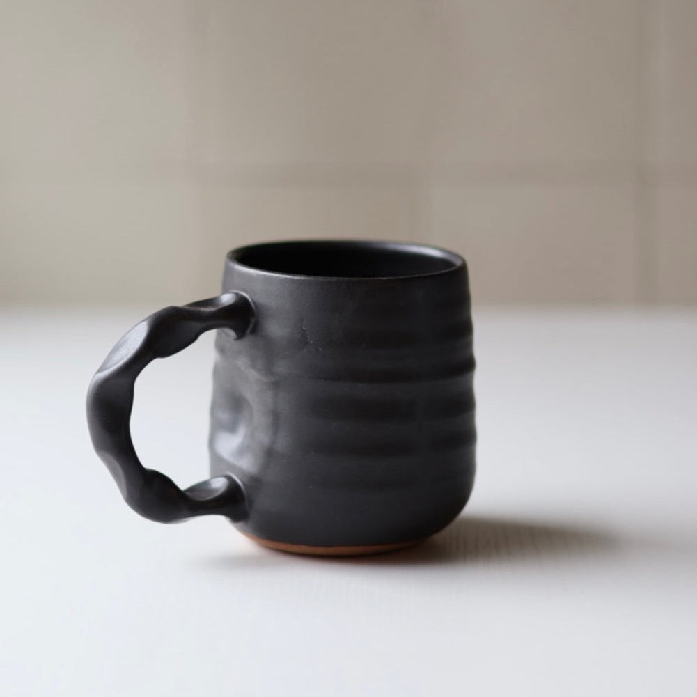 Companion Mug in Black
