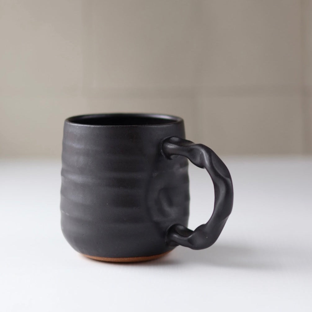 Companion Mug in Black