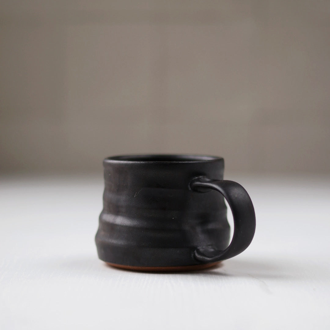 Petite Mug in Black