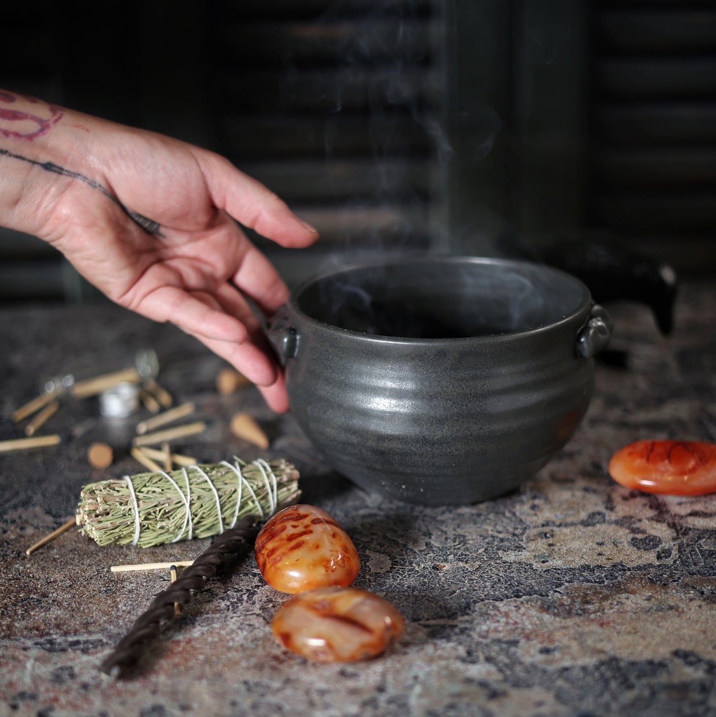 Black XL Cauldron Bowl | Slow Dark