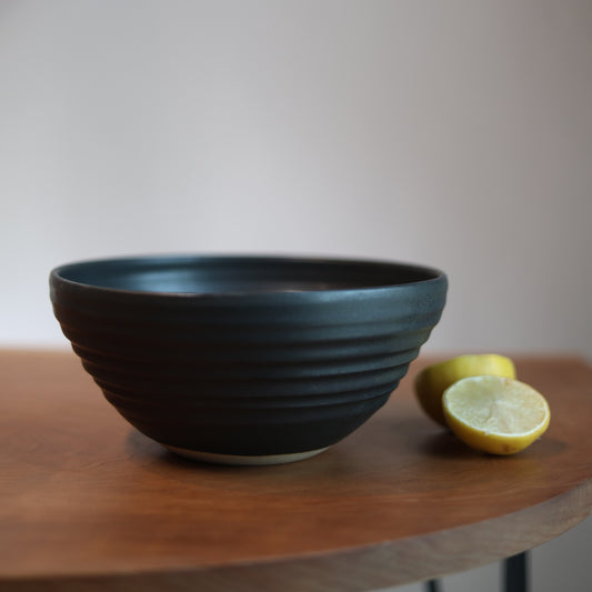 Small Serving Bowl in Black