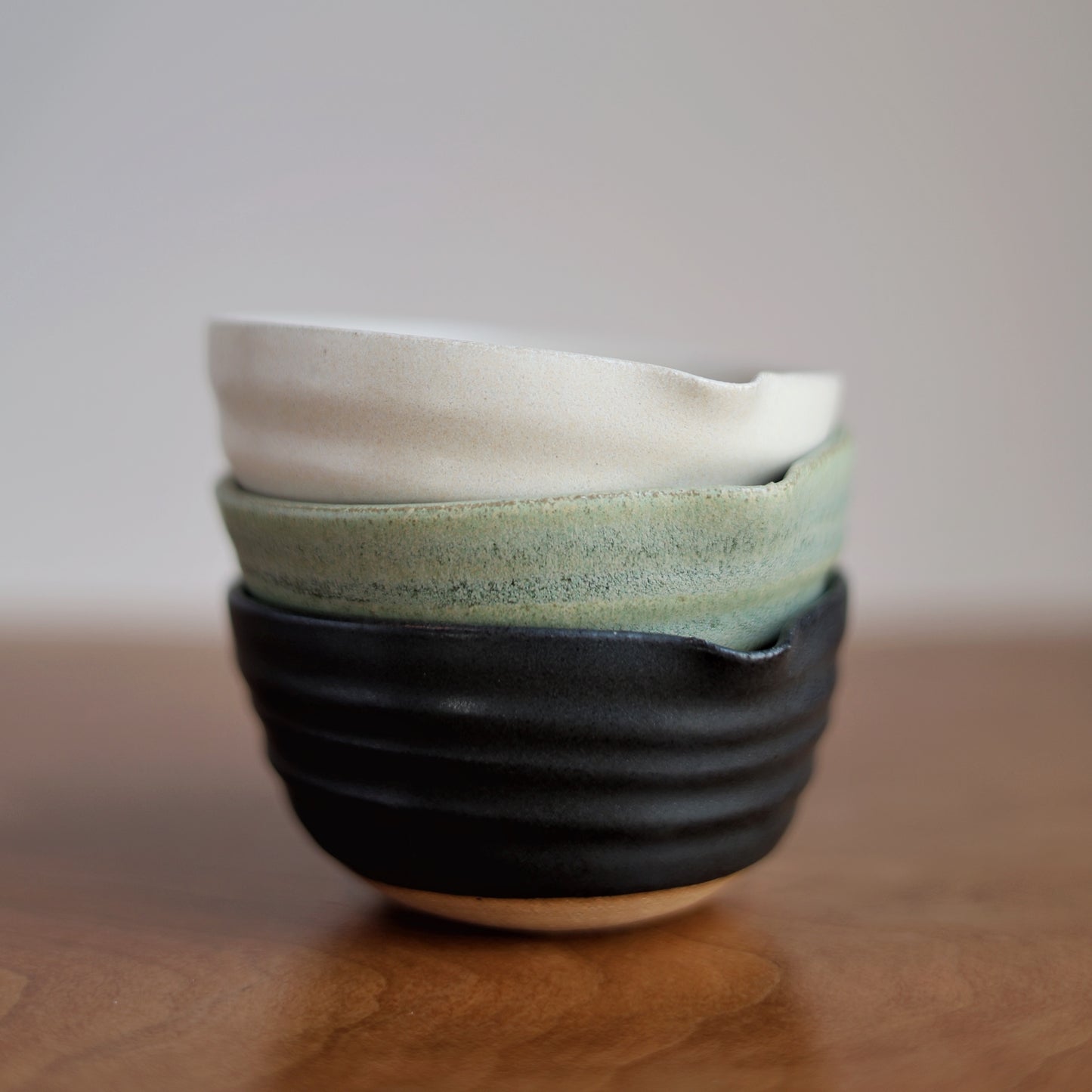 Small Pouring Bowl in Moss Green