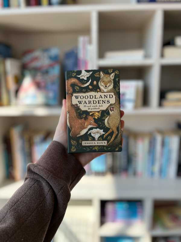 Woodland Wardens by Jessica  Roux: Mixed Media; 52 pages / English