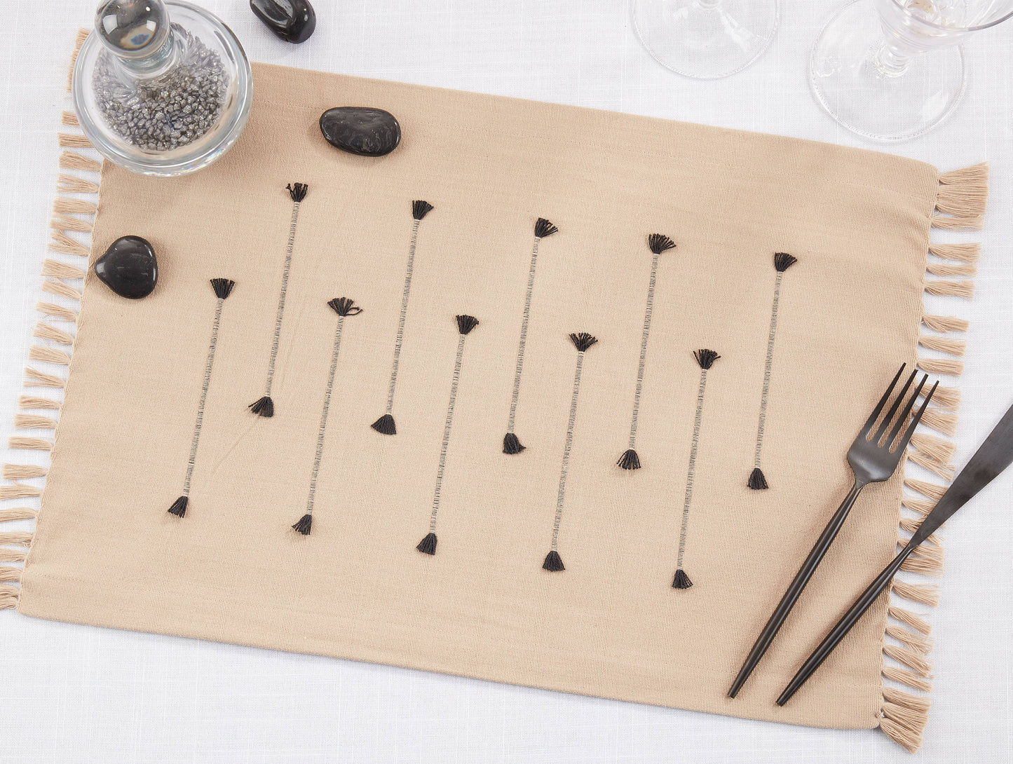 Fringe Line Placemat