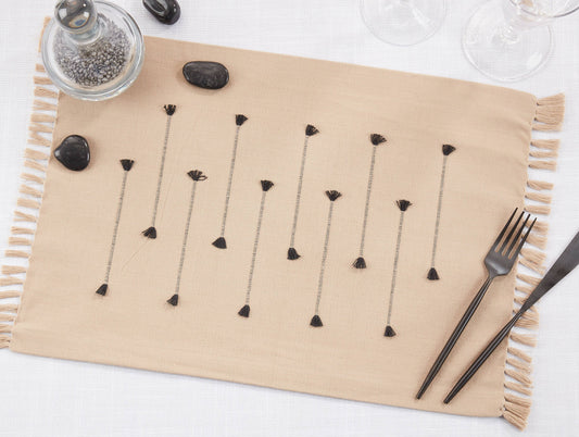 Fringe Line Placemat