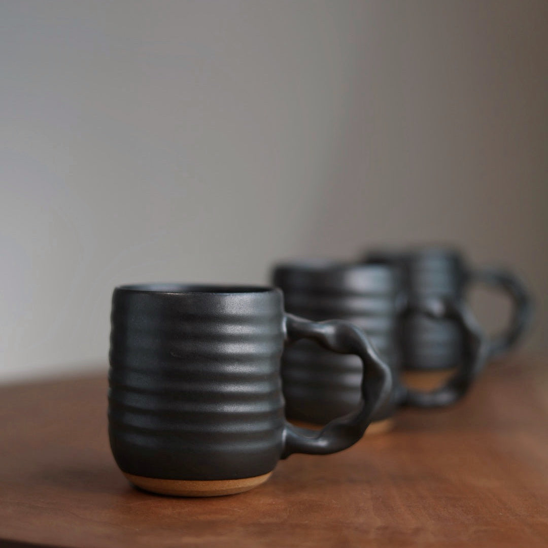 Companion Mug in Black