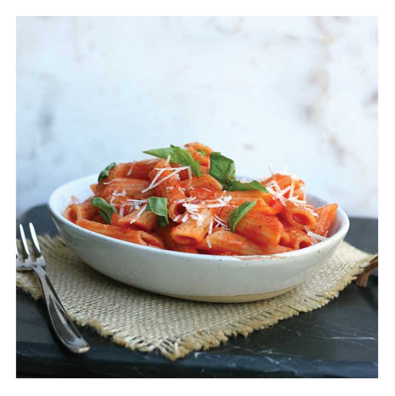 Mini Rice Cooker Cookbook by Lynda  Balslev: Paperback; 64 pages / English