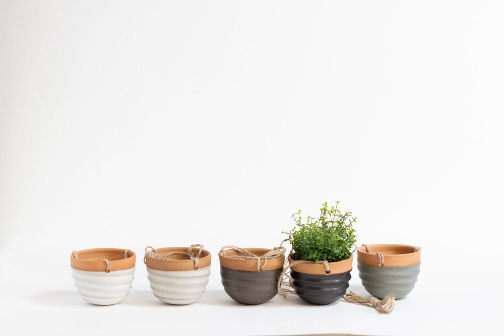 
                  
                    White Small Hanging Planter hanging planter Gravesco 
                  
                
