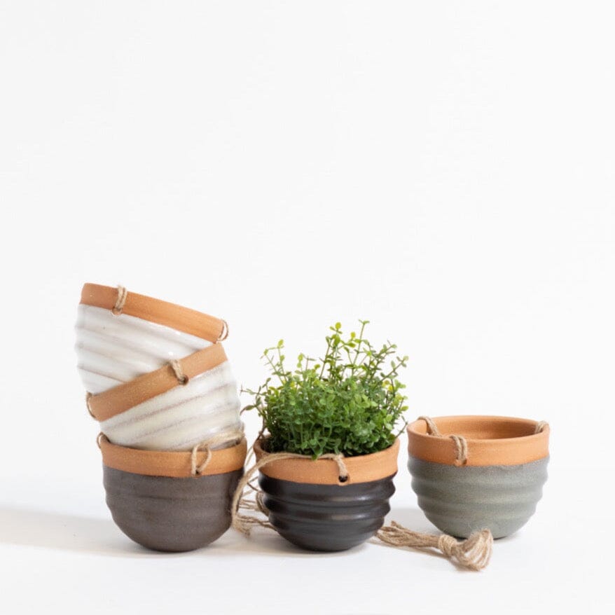 
                  
                    White Small Hanging Planter hanging planter Gravesco 
                  
                